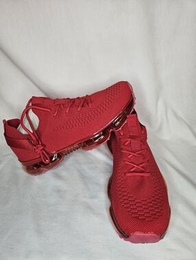 La Sheelah Red Knit Athletic Bubble Air Sneakers Cherry True Red NWT
